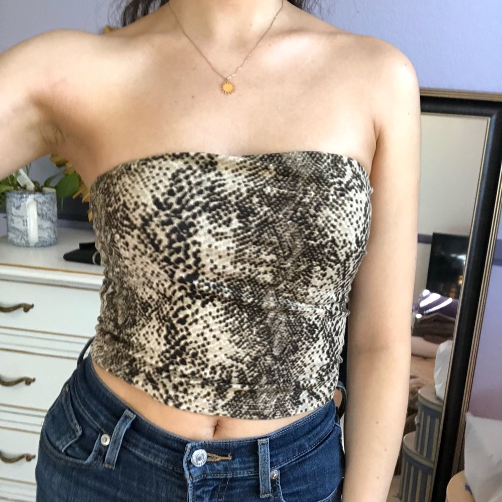 Urban Outfitters Snakeskin Crop Top - Picture 2 of 5